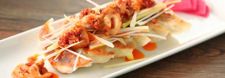 餃子のビタミンちくわラー油がけ